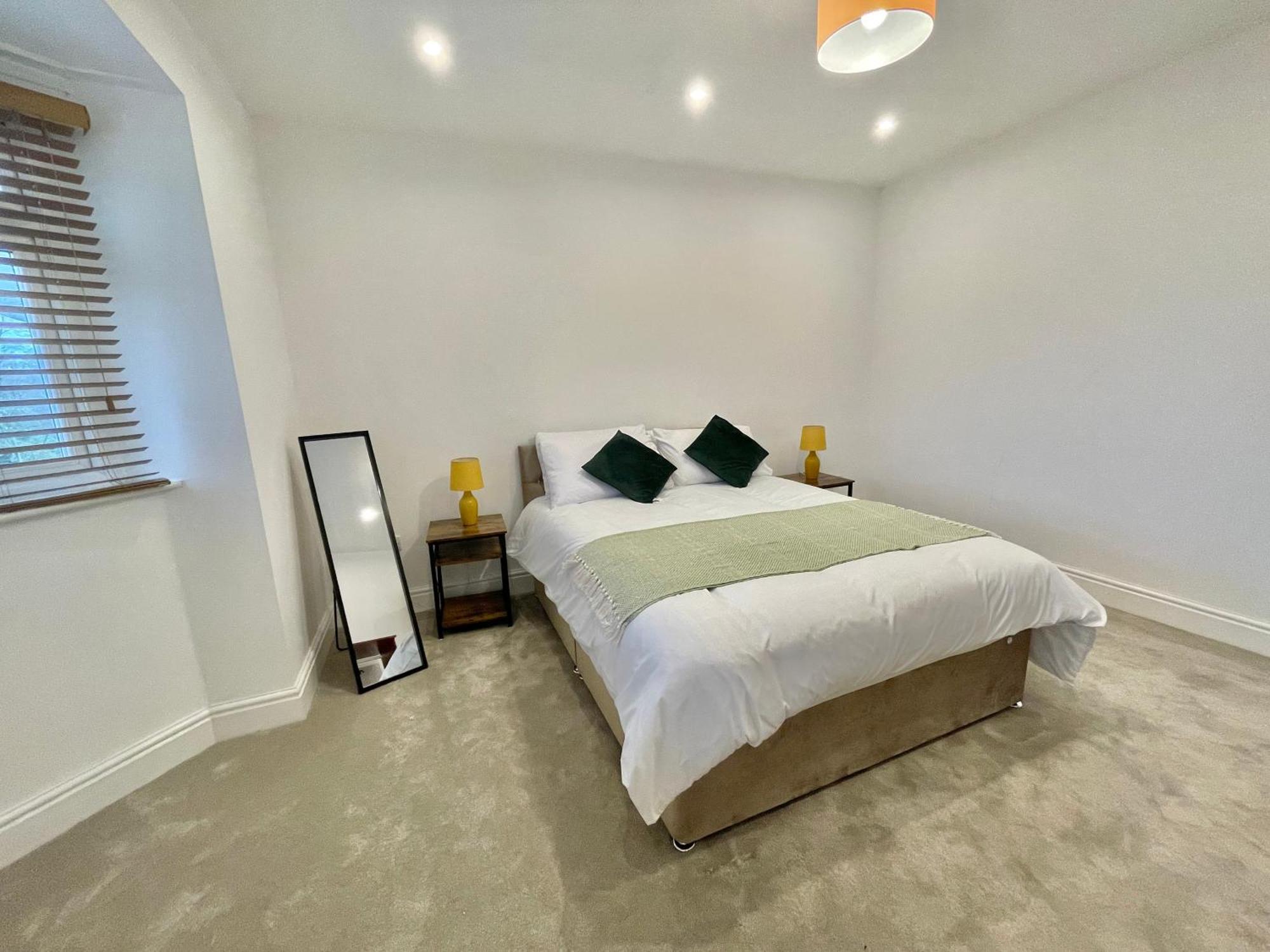 Luxurious Holiday Home בולטון מראה חיצוני תמונה